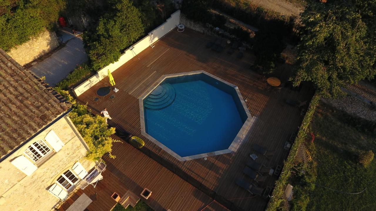 Chateau Montplaisir Charming B&B In Provence วัลเรอัส ภายนอก รูปภาพ