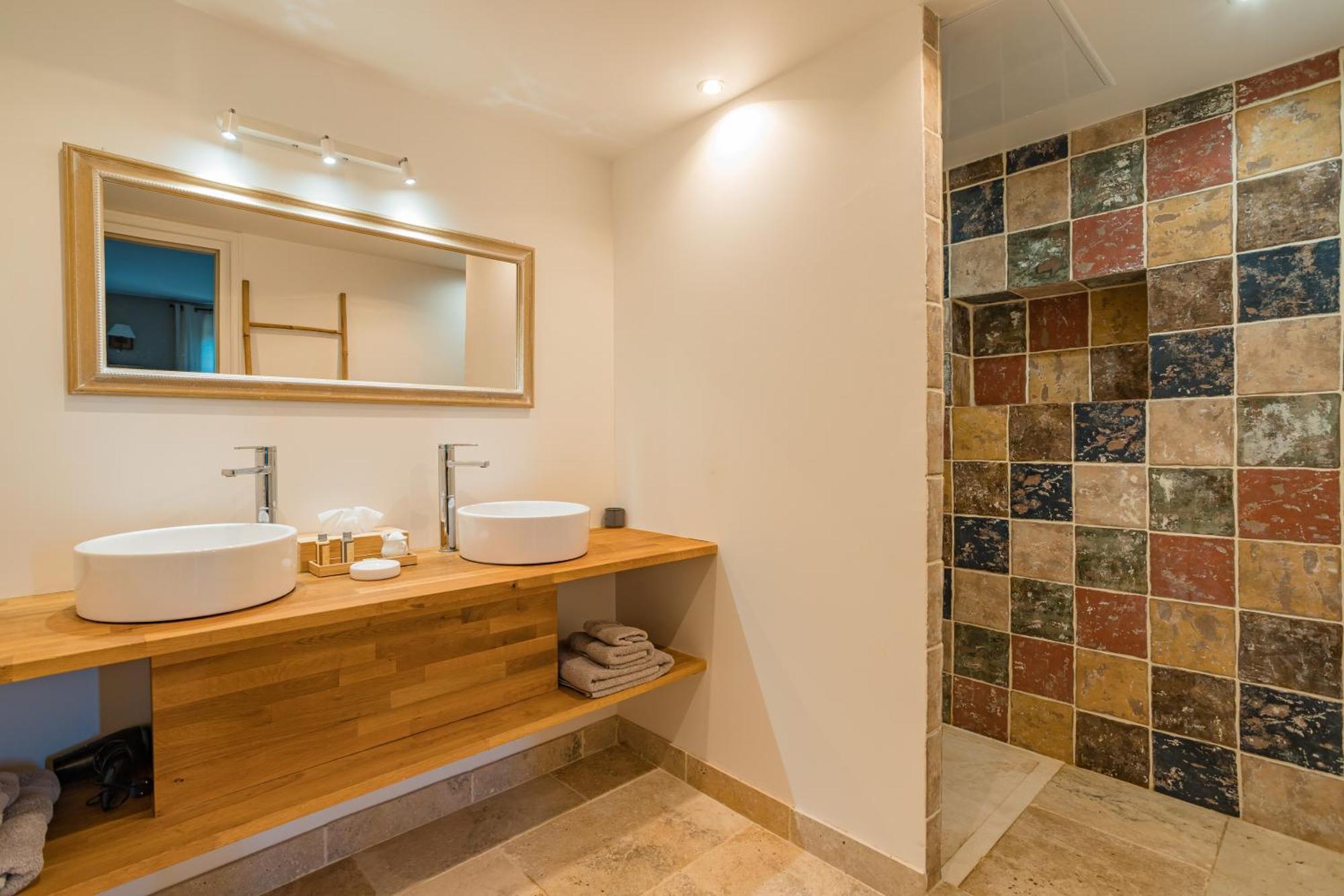 Chateau Montplaisir Charming B&B In Provence วัลเรอัส ภายนอก รูปภาพ