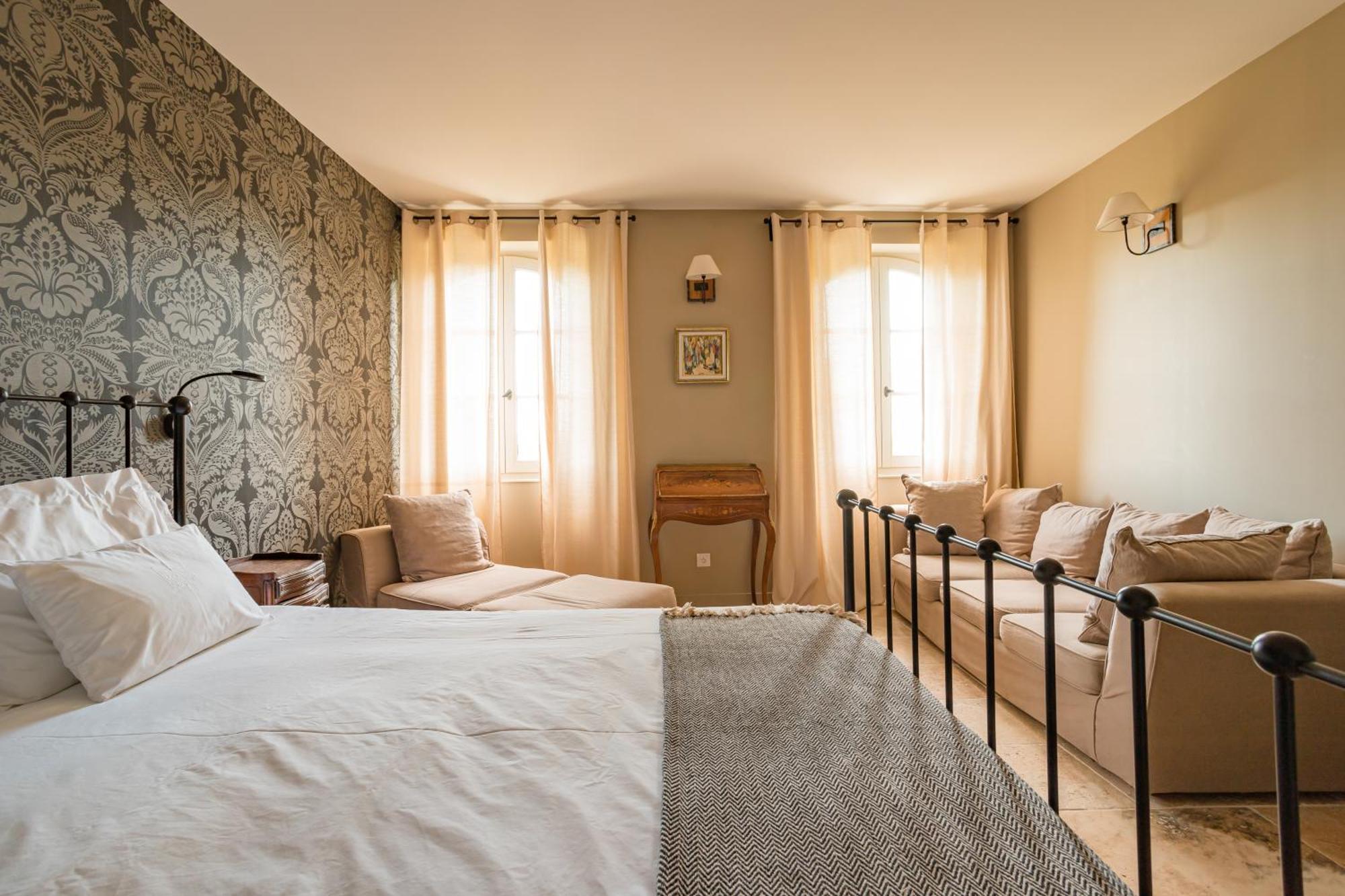 Chateau Montplaisir Charming B&B In Provence วัลเรอัส ภายนอก รูปภาพ