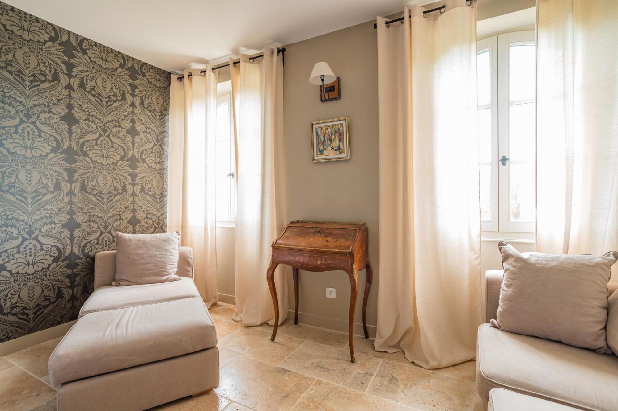 Chateau Montplaisir Charming B&B In Provence วัลเรอัส ภายนอก รูปภาพ
