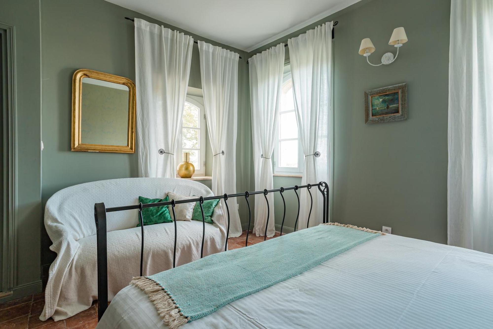 Chateau Montplaisir Charming B&B In Provence วัลเรอัส ภายนอก รูปภาพ